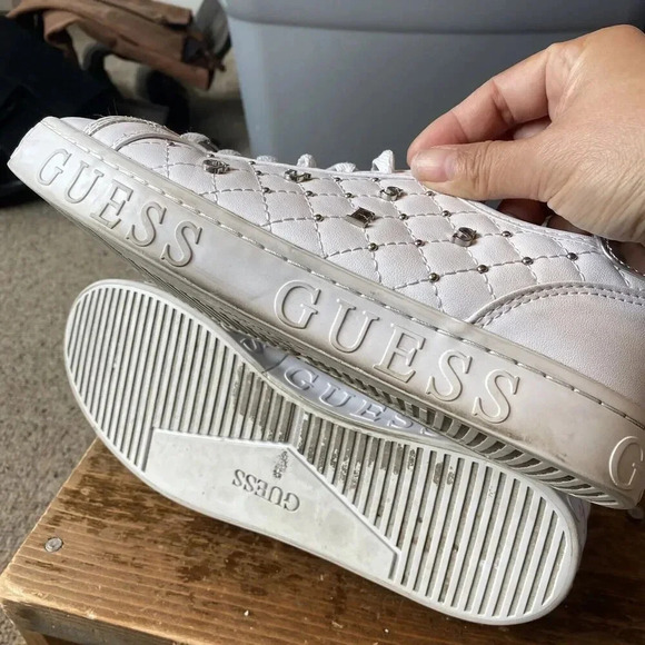 GUESS Y2K Women's 9.5M Loven Quilted Lace-Up Sneakers Shoes Flat White Silver - Picture 5 of 10